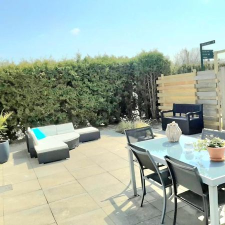 Huisje Finn, Met Grote Tuin En Veel Privacy Dirkshorn 외부 사진